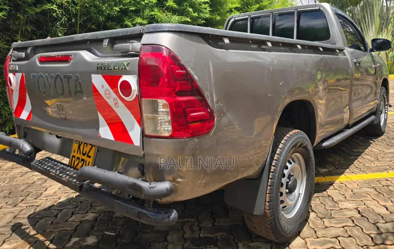 Toyota Hilux 2020 Gold