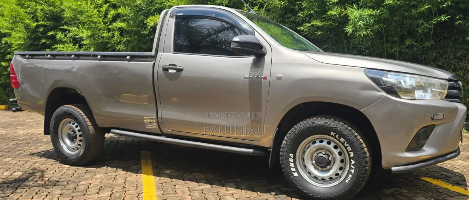 Toyota Hilux 2020 Gold