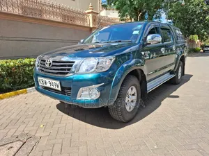 Toyota Hilux 2.5 D-4D SRX 4x4 2006 Green