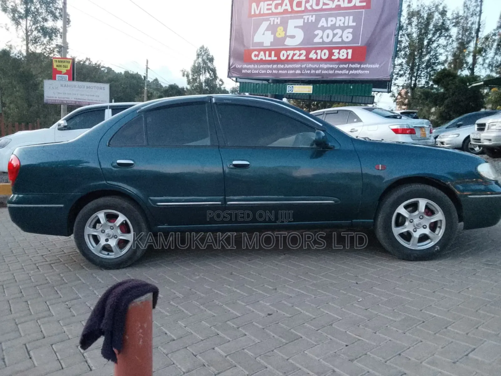 Nissan Bluebird 2003 Blue