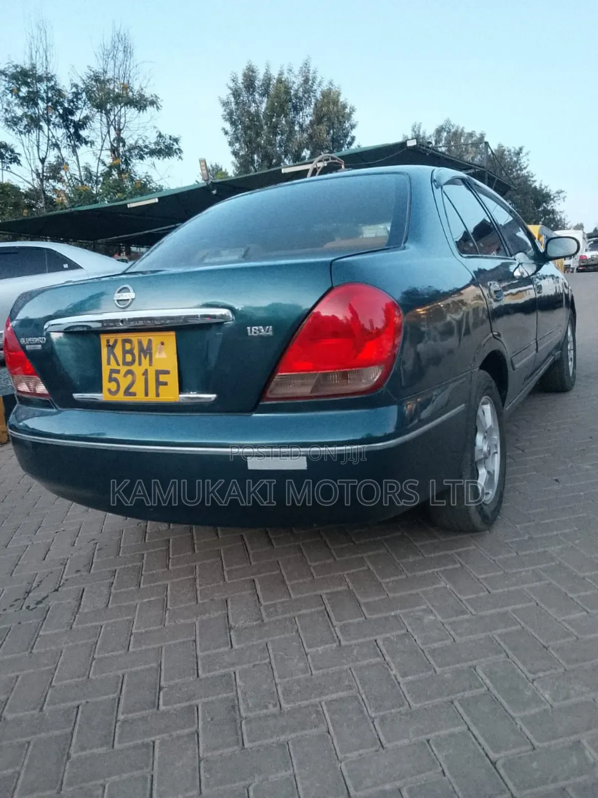 Nissan Bluebird 2003 Blue