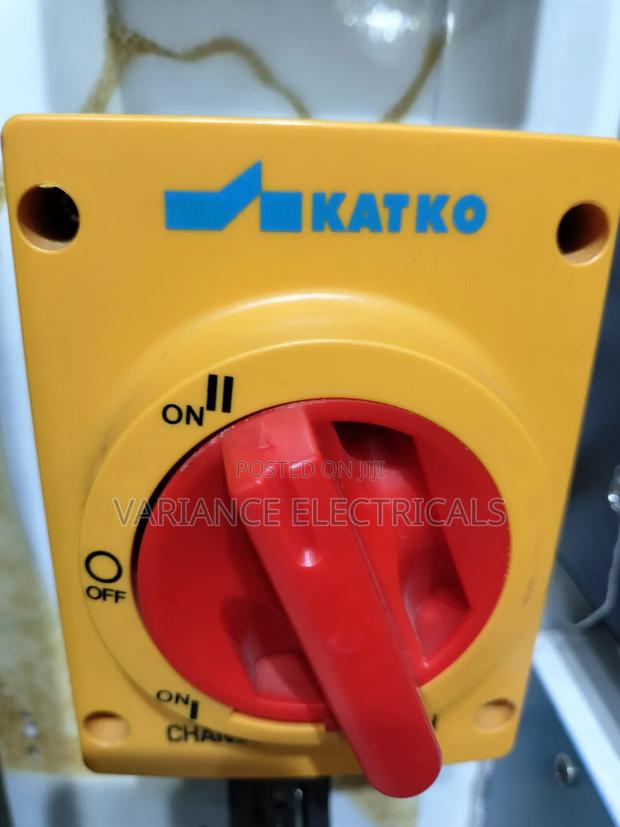 Manual Changeover Switch - thumbnail 2