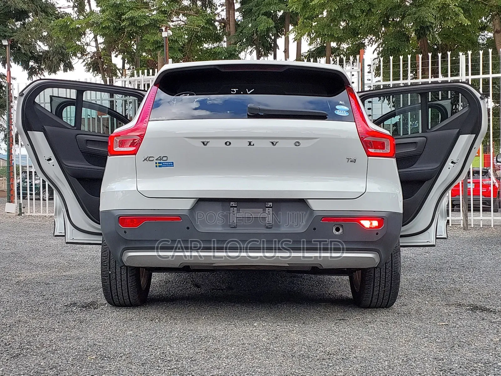 Volvo XC40 2019 White