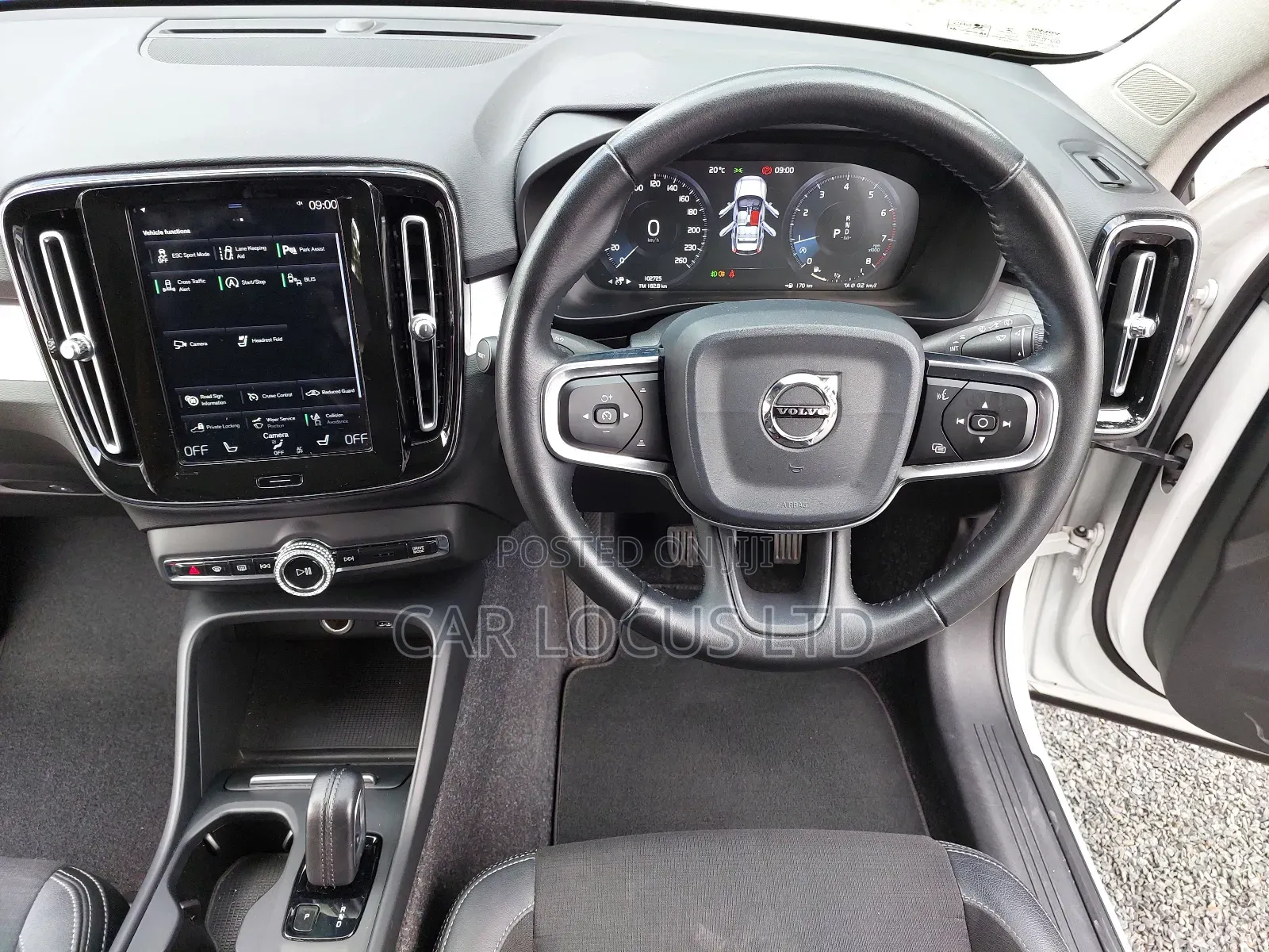 Volvo XC40 2019 White
