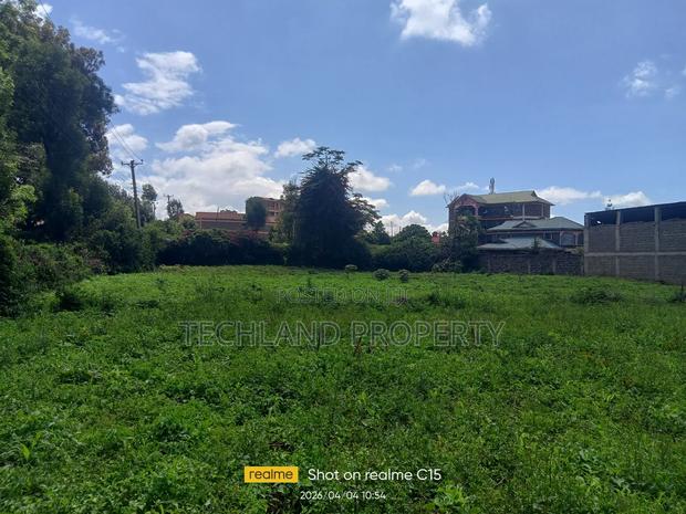 1/4acre King'ong'o Nyeri Town.