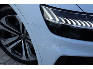 Audi Q8 3.0T Premium AWD quattro 2019 White