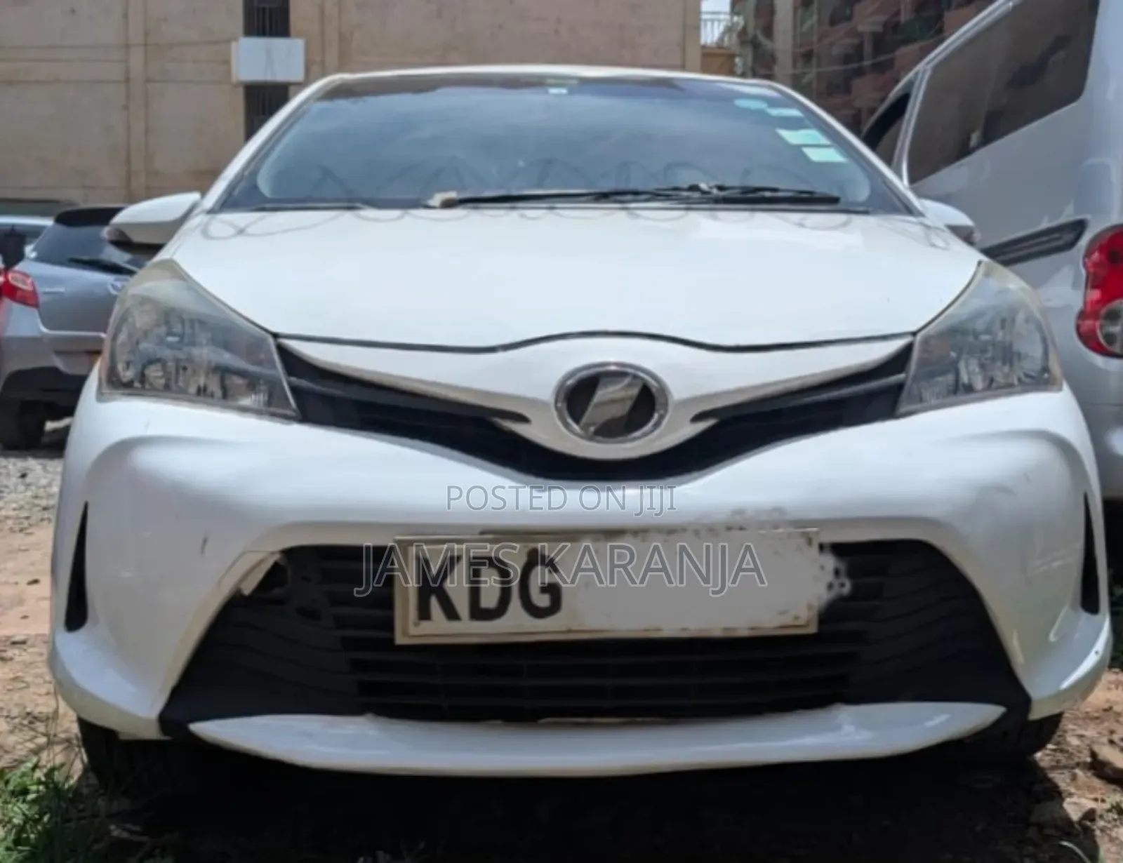 Toyota Vitz 2014 White
