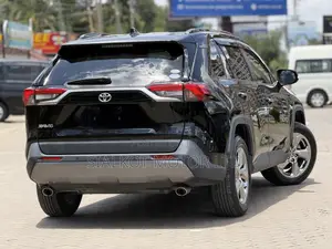 Toyota RAV4 Limited AWD 2020 Black