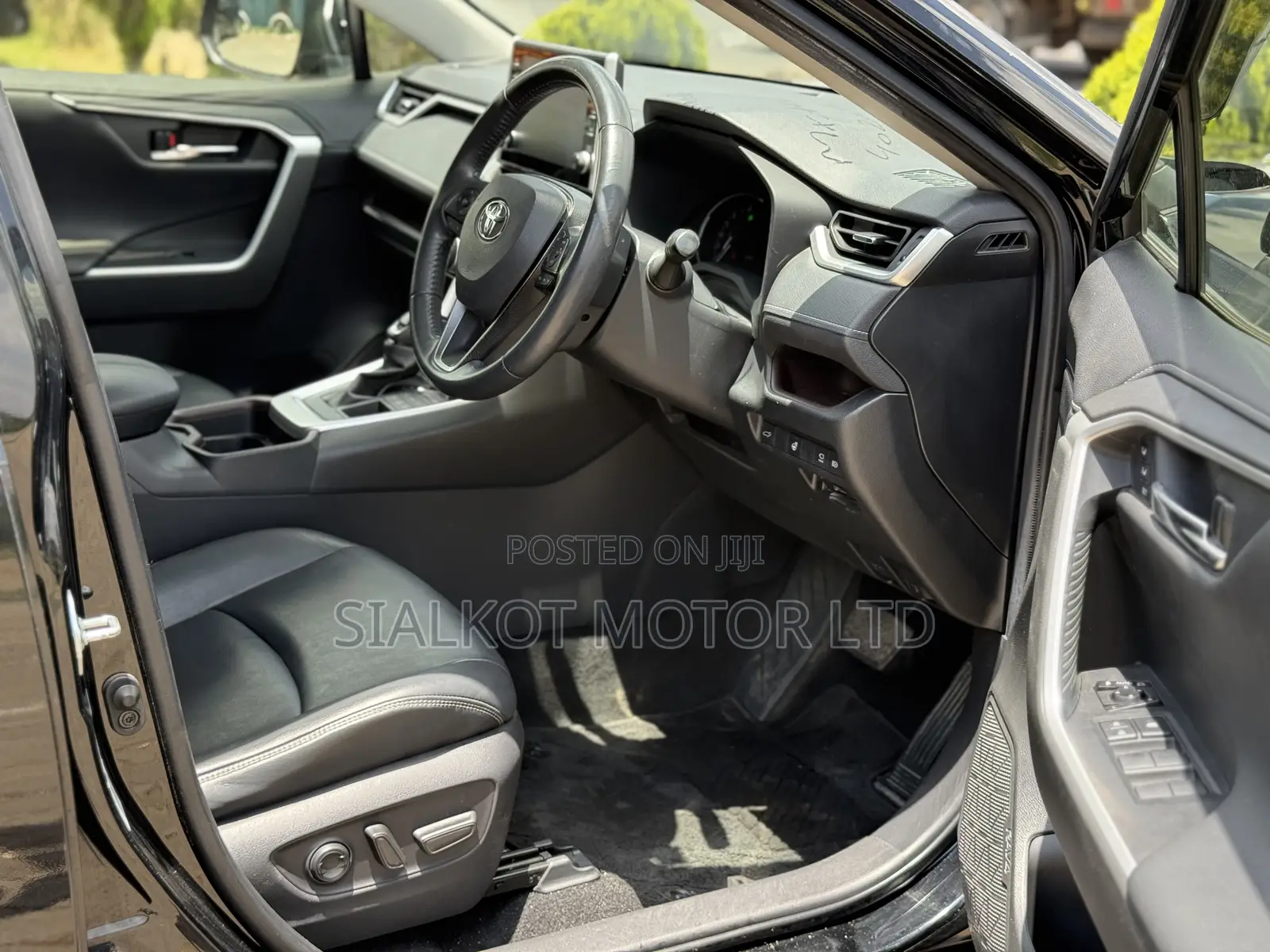 Toyota RAV4 Limited AWD 2020 Black