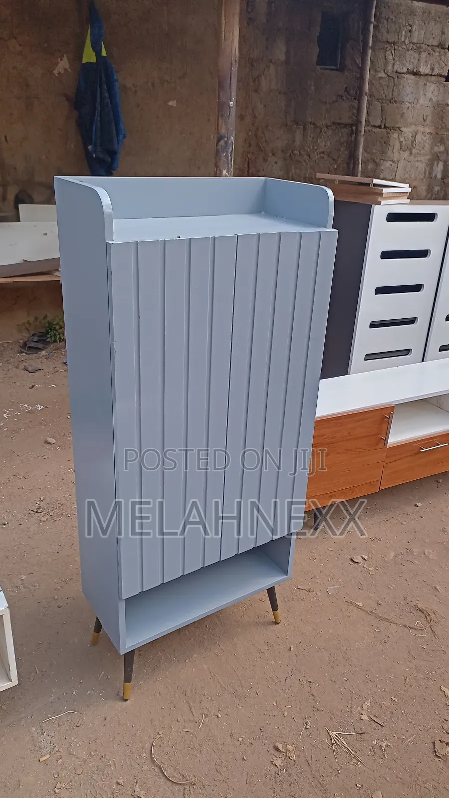 Minimalist Shoe Rack