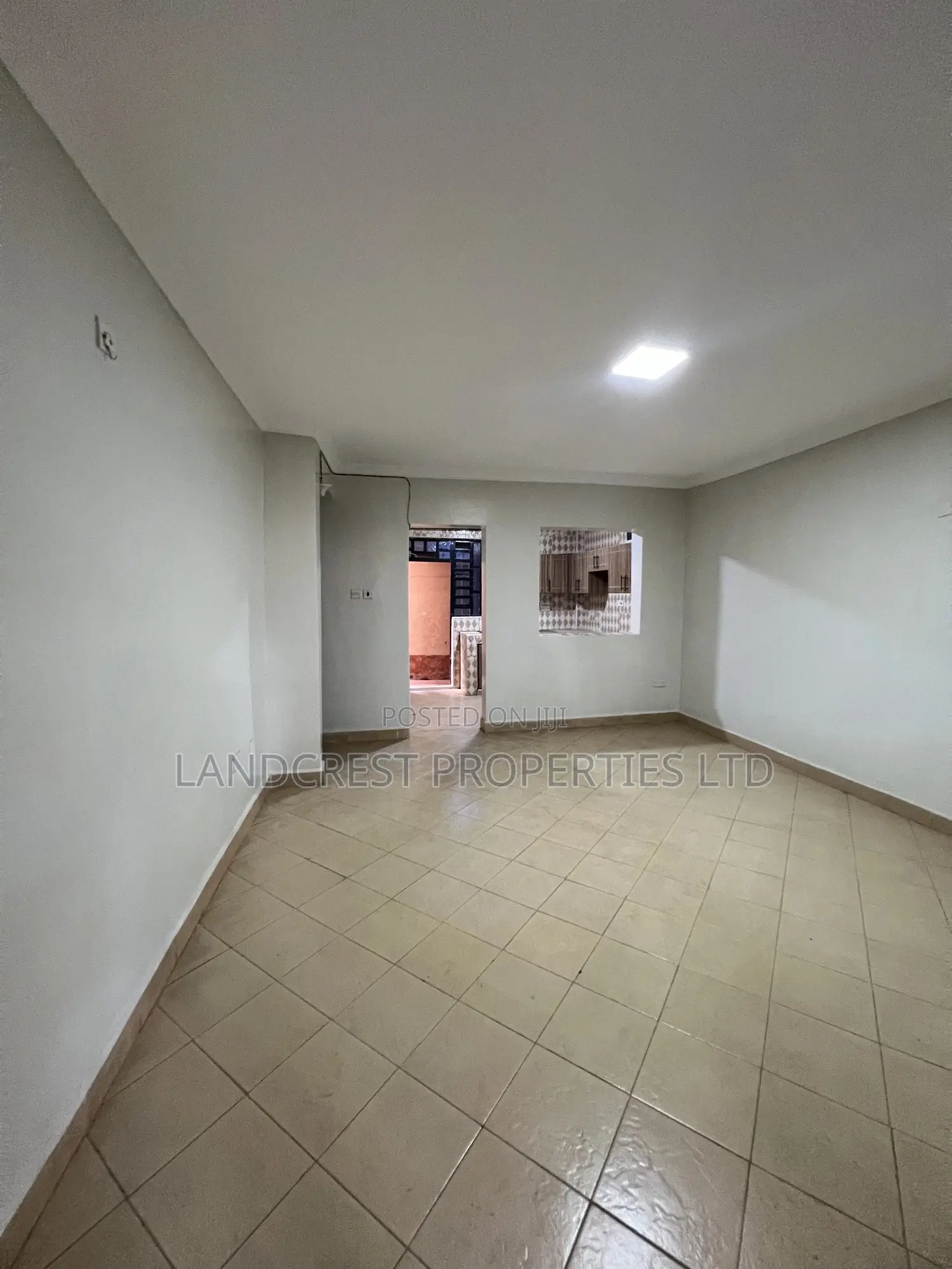 2bdrm Apartment in Ngoingwa Estate for rent