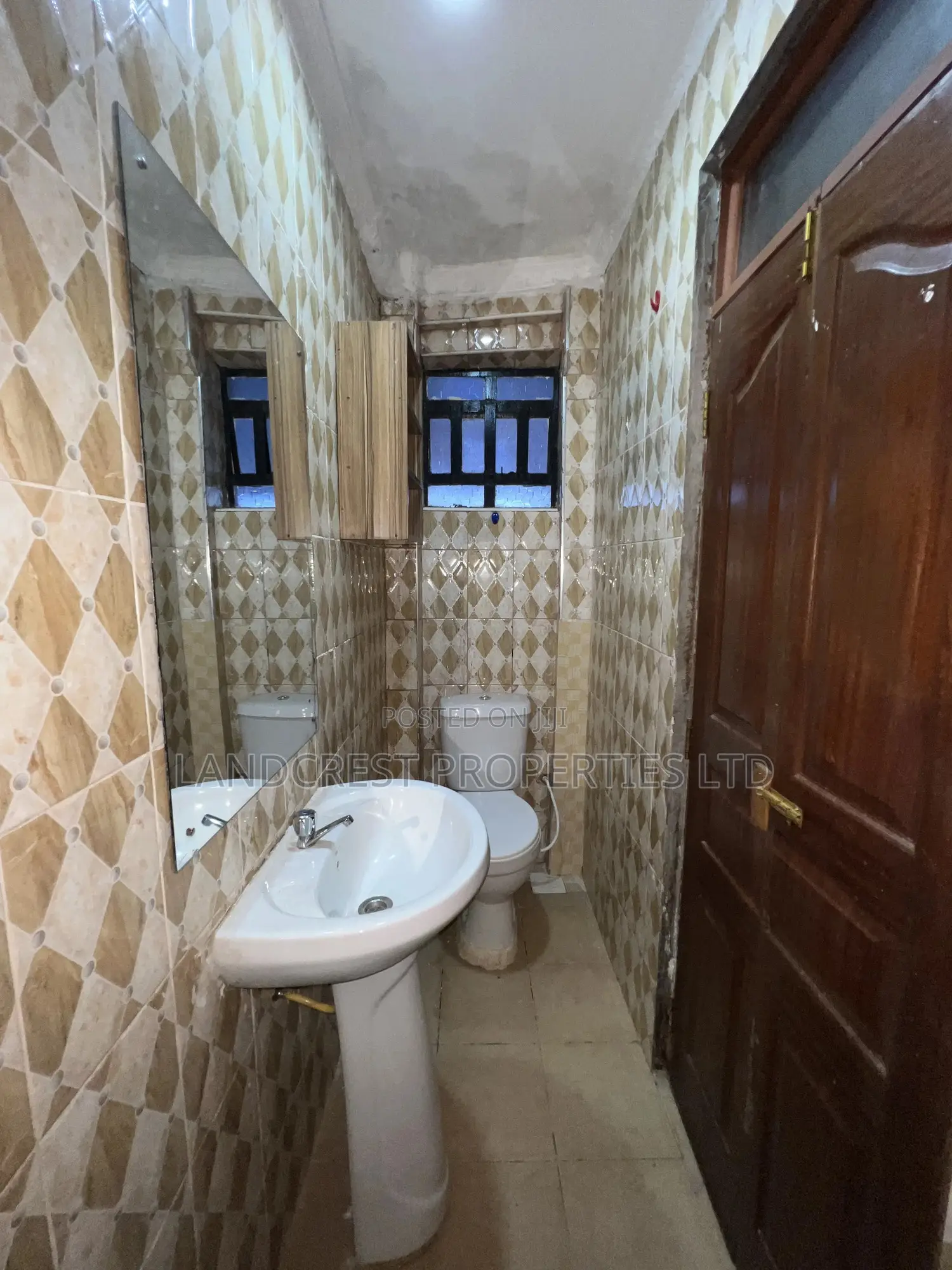 2bdrm Apartment in Ngoingwa Estate for rent