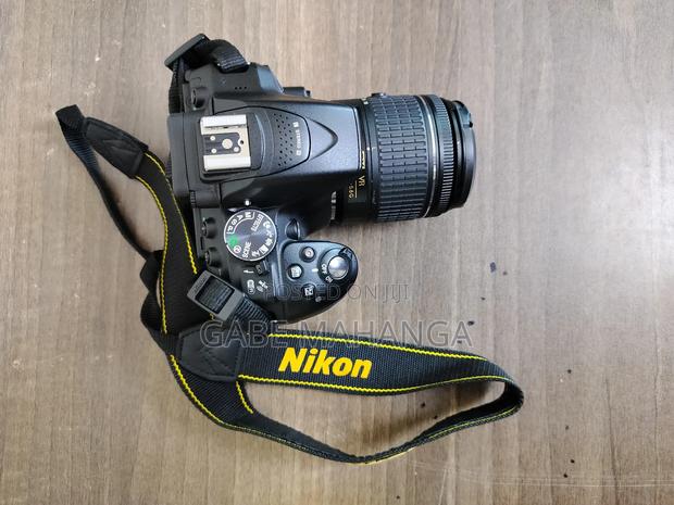 Nikon D5300 DSLR - thumbnail 2