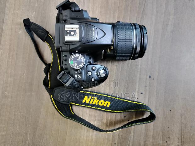 Nikon D5300 DSLR - thumbnail 4