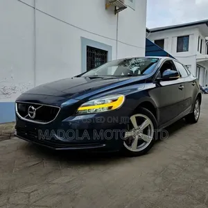 Volvo V40 2019 Blue