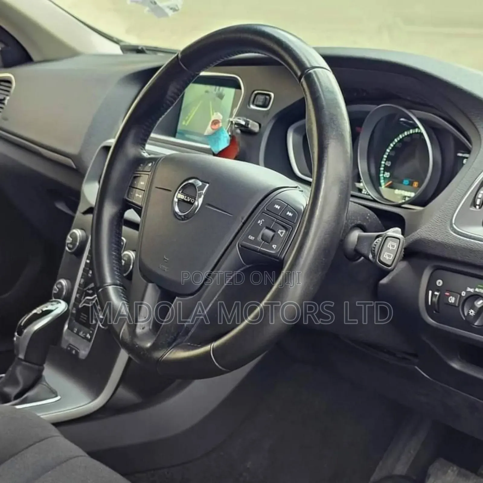 Volvo V40 2019 Blue
