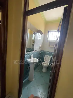 2 Bedroom en-Suite BNB Sparki 5500/- Per Night