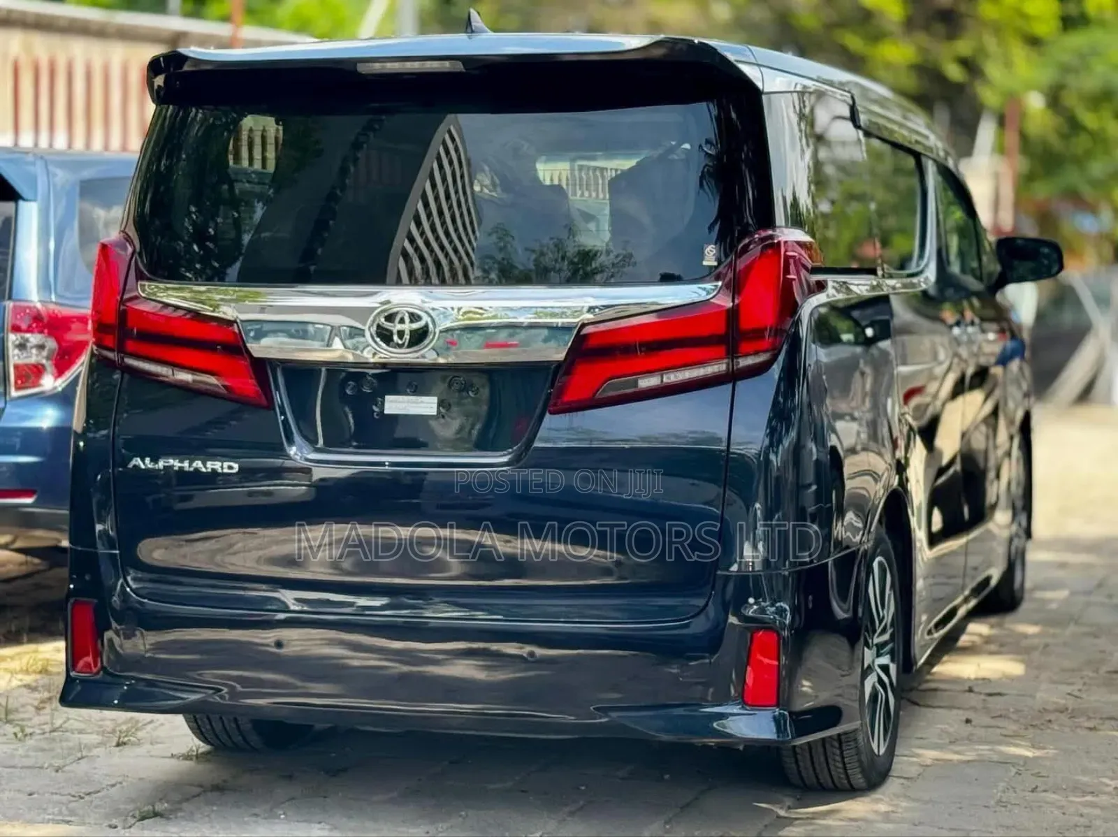 Toyota Alphard 2.5 Petrol AWD 2019 Black