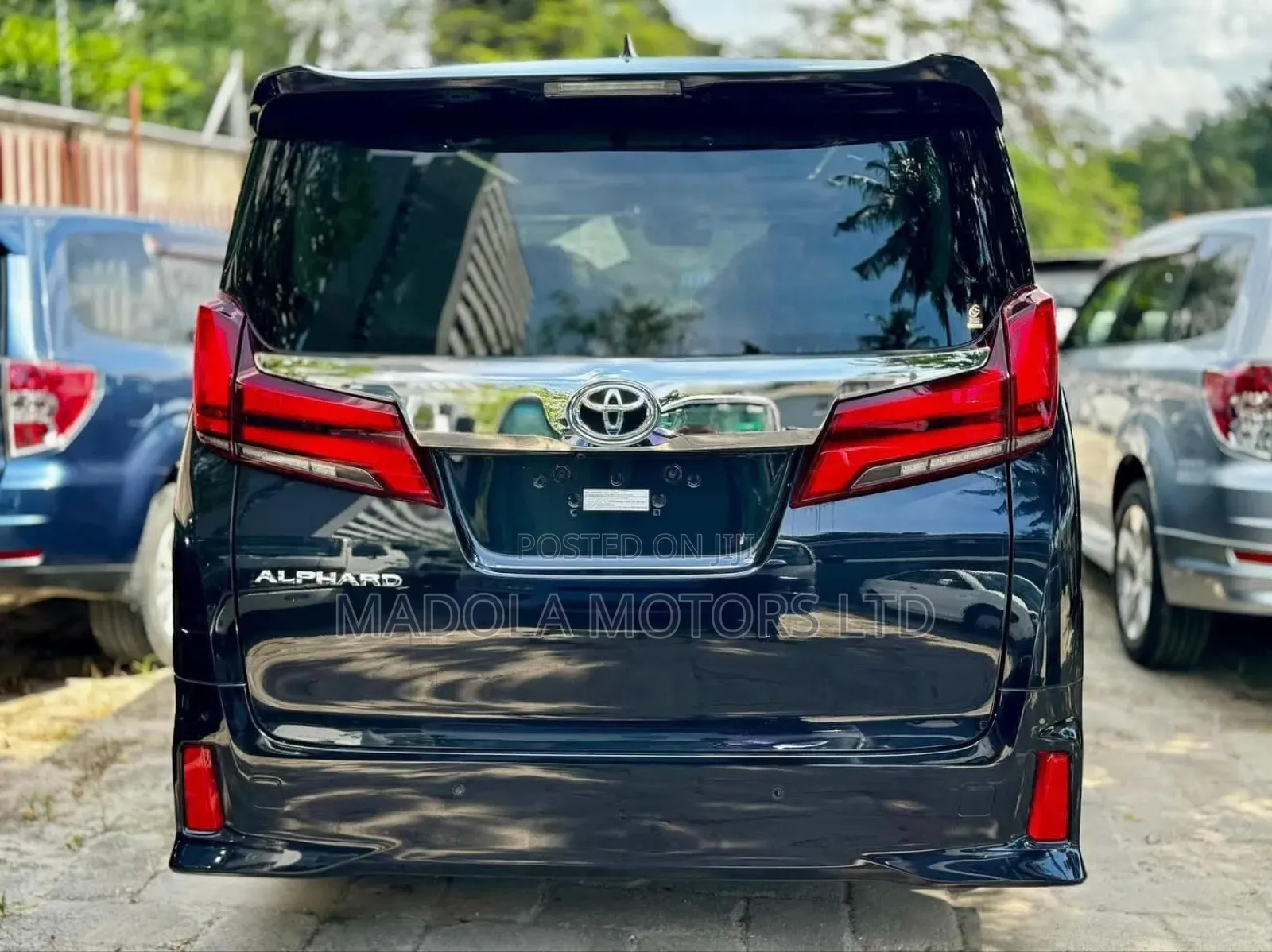 Toyota Alphard 2.5 Petrol AWD 2019 Black