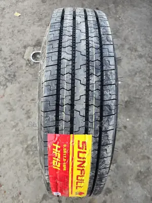 9.5 R17. 5 Sunfull Tyres (Commercial)