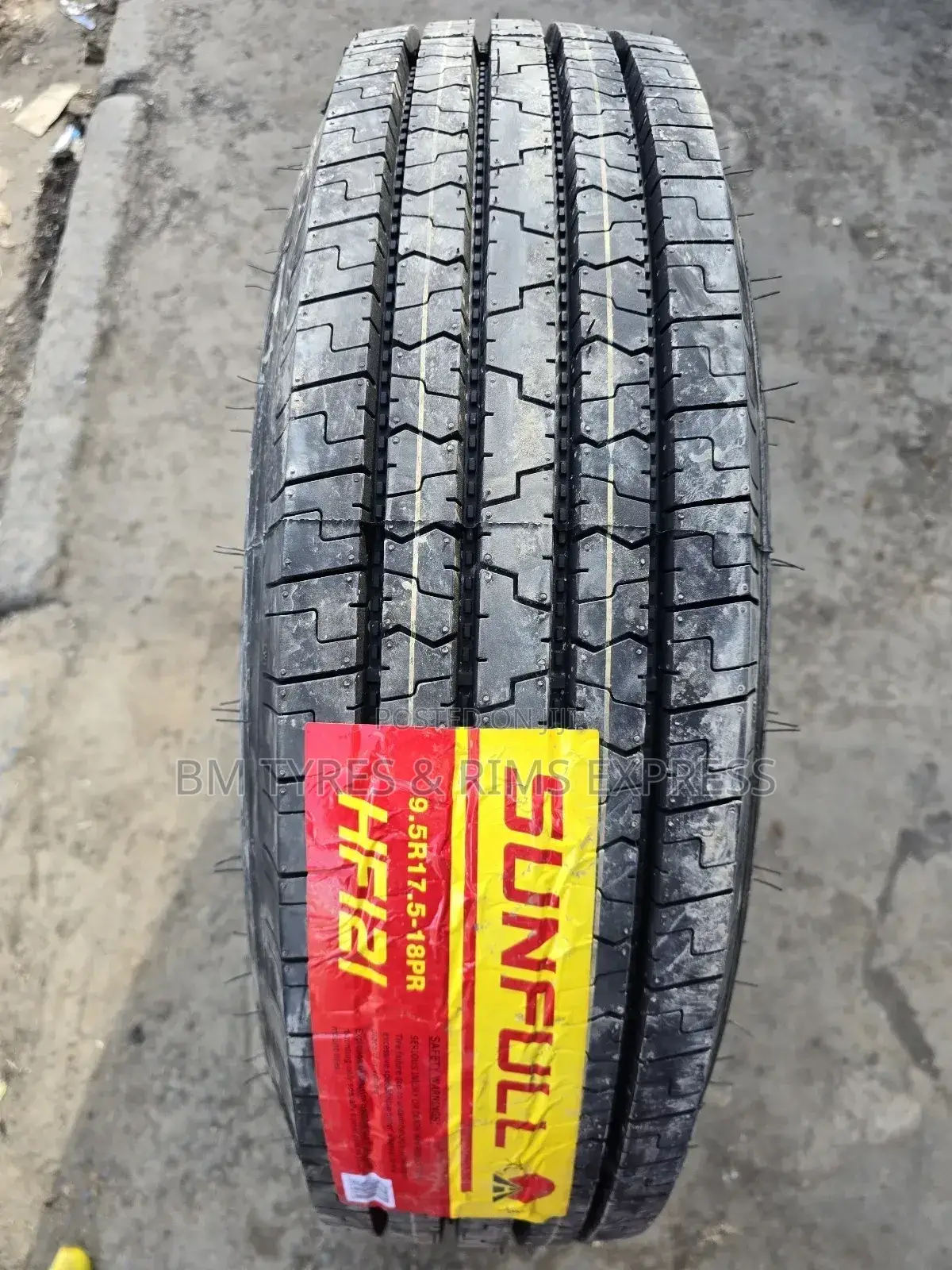 9.5 R17. 5 Sunfull Tyres (Commercial)