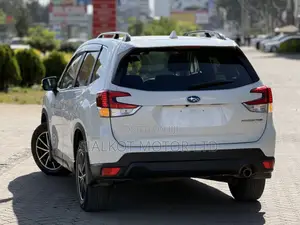 Subaru Forester Limited AWD 2019 White
