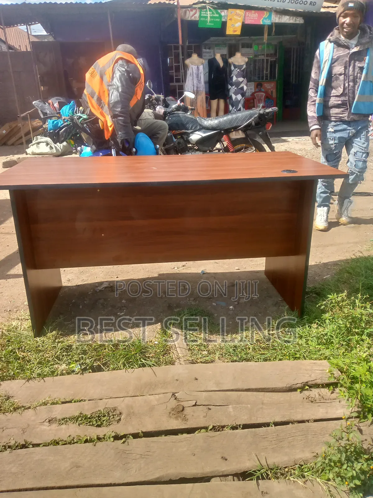 1.5m Local Office Desk