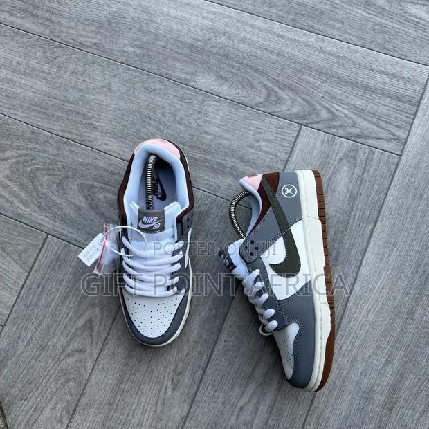 Nike Sb Dunk Low Yuto Horigome Sneaker - thumbnail 2