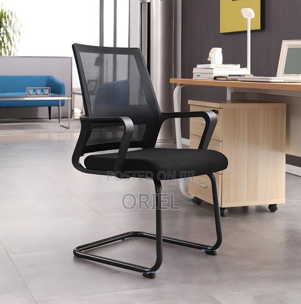 Mid Back Chairs : Mid-Back Waiting Room Office Chair - thumbnail 8