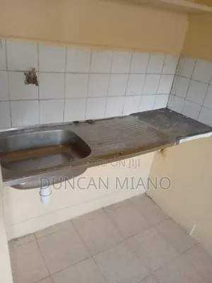 1bdrm House in Nairobi West for rent