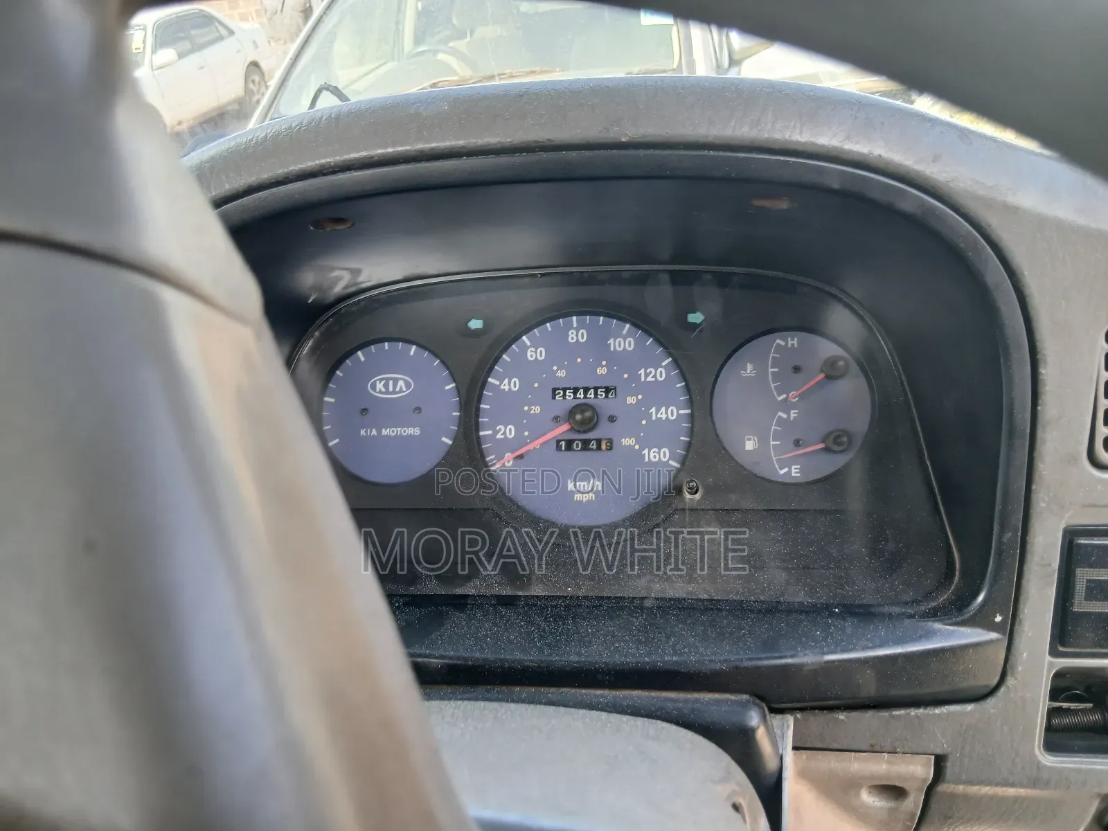 Kia K3000 2004 White
