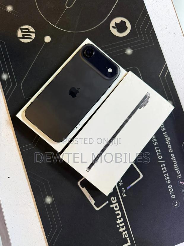 Apple iPhone Air 256 GB Bronze - main view