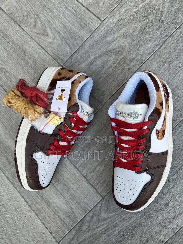 Nike Air Jordan 1 Low Se "Year of the Horse"