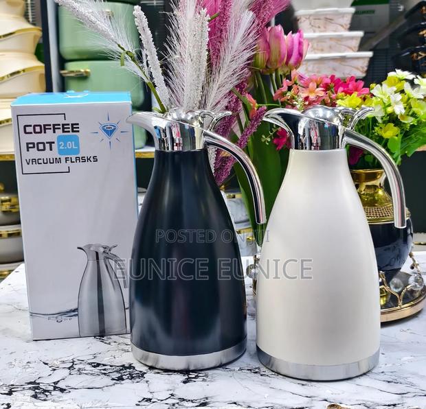 2 Litres Unbreakable Flask at 900 - thumbnail 2