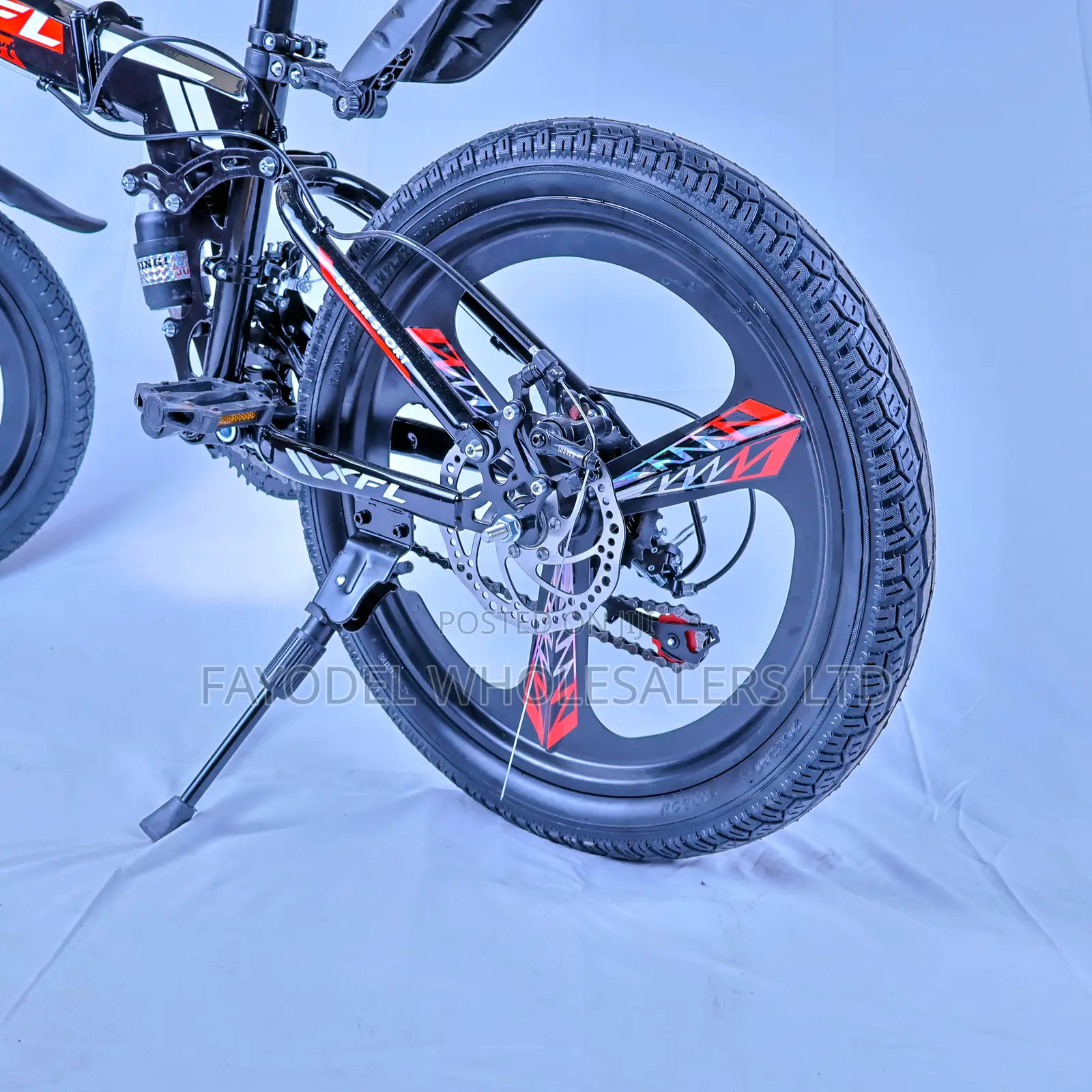 Pro-Style Red XFL 21-Speed Mountain Bike