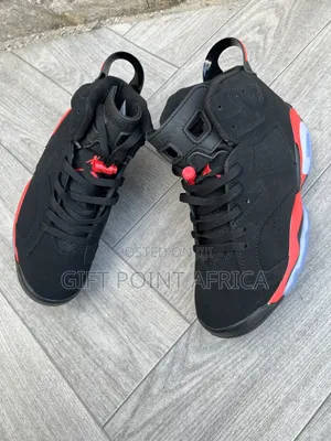 Nike Air Jordan 6 Retro "Infrared" Sneaker.