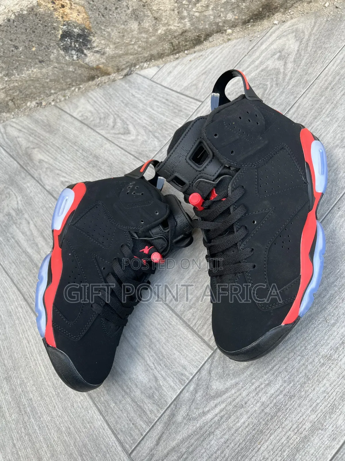 Nike Air Jordan 6 Retro "Infrared" Sneaker.