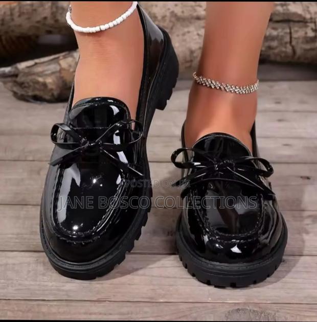 Ladies Brogues Shoes - thumbnail 3