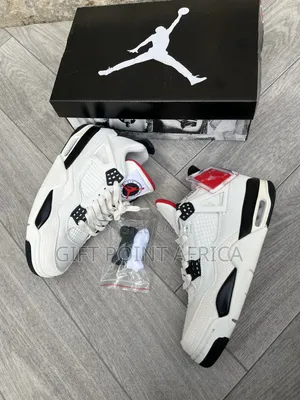 Air Jordan 4 Retro "Flight Club Sneakers