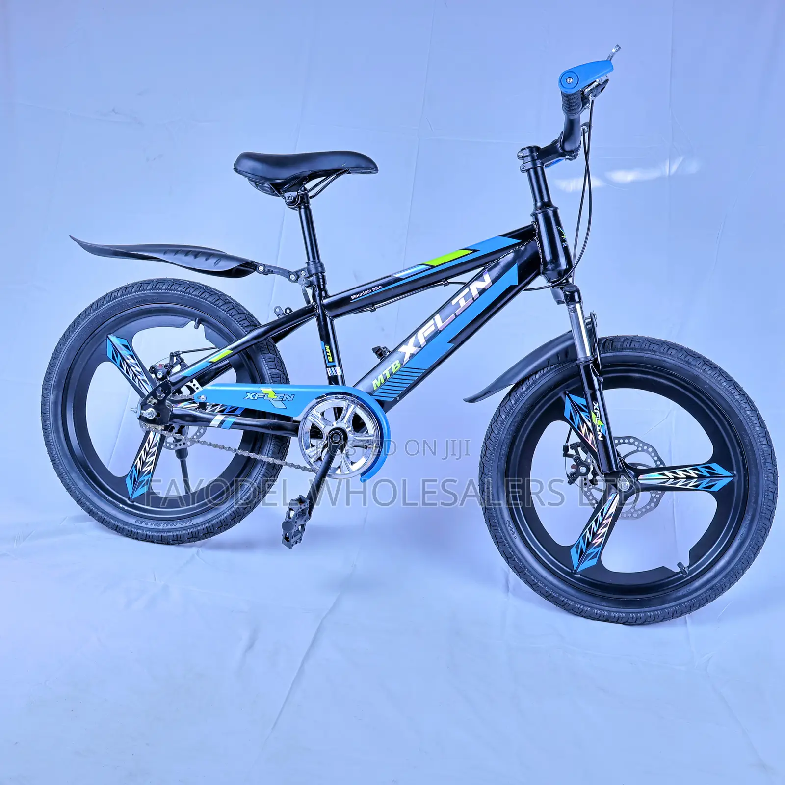 Sporty Blue Xflin – Ages 8 to 13