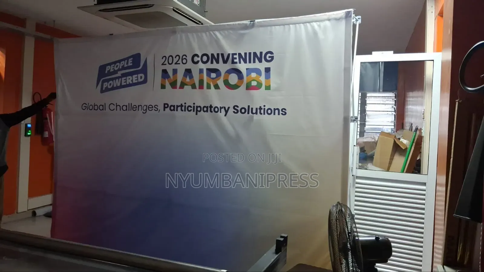 Backdrop/Media Baner