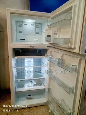 Super Clean Ramtons Frost Free Fridge