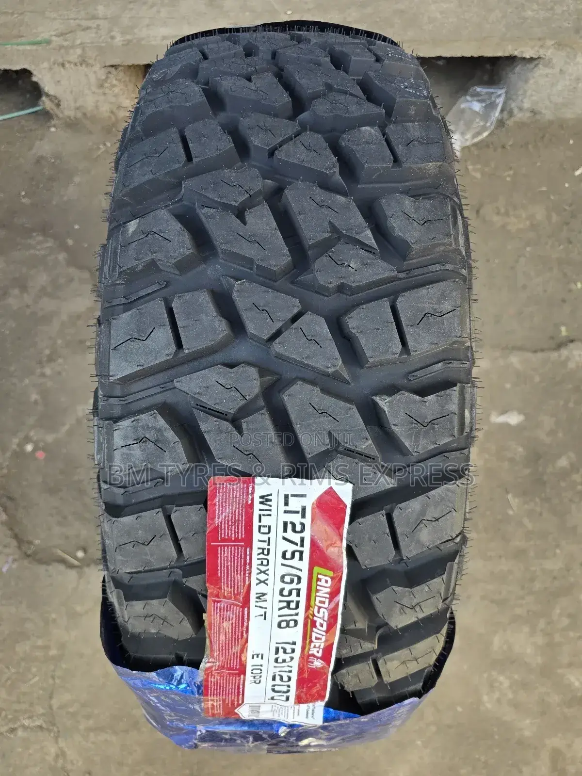 275 /65 R18 Landspider Tyres (Mud Terrein) Thailand