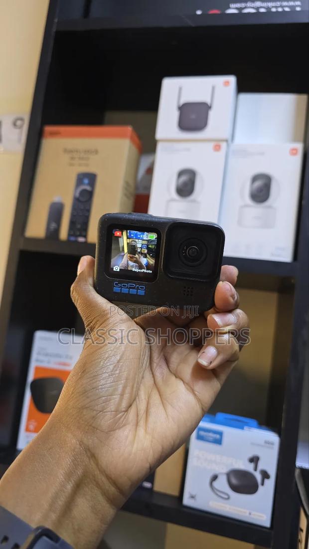 Used Go Pro 12 With 128gb Micro Sd Card - thumbnail 3