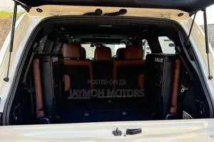 Toyota Land Cruiser 2018 White