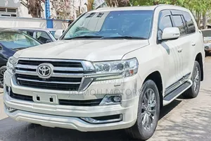 Toyota Land Cruiser 2018