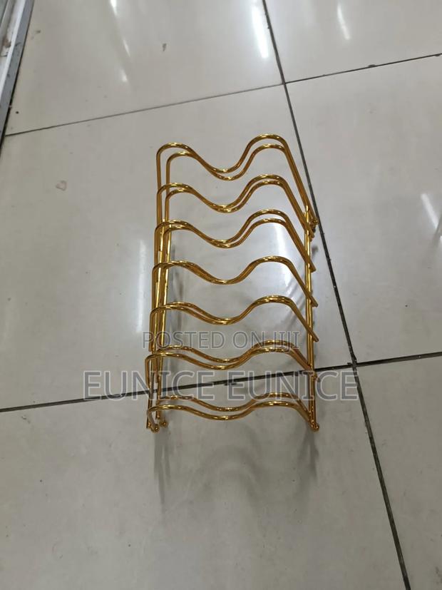 Plate Stand