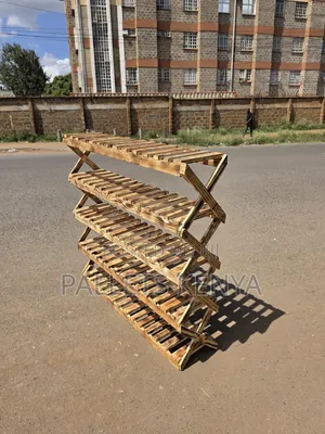 Shoe Rack-Strong Stylish Pallet Shoe Rack. 01