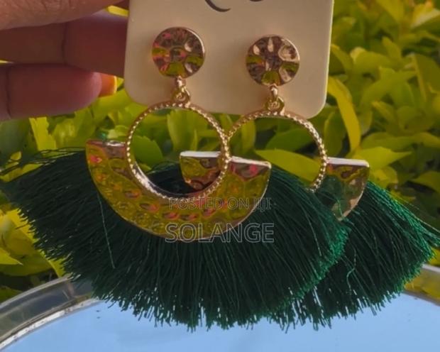 Lovisa Gold and Green Earrings - thumbnail 2