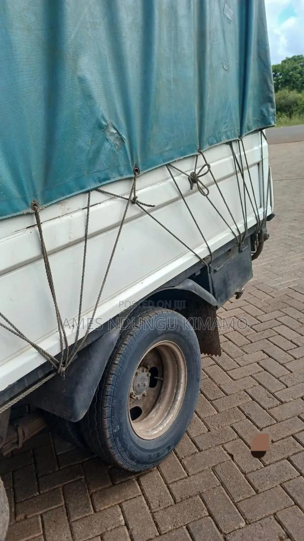 Mitsubishi Canter Truck 2017 White - thumbnail 7